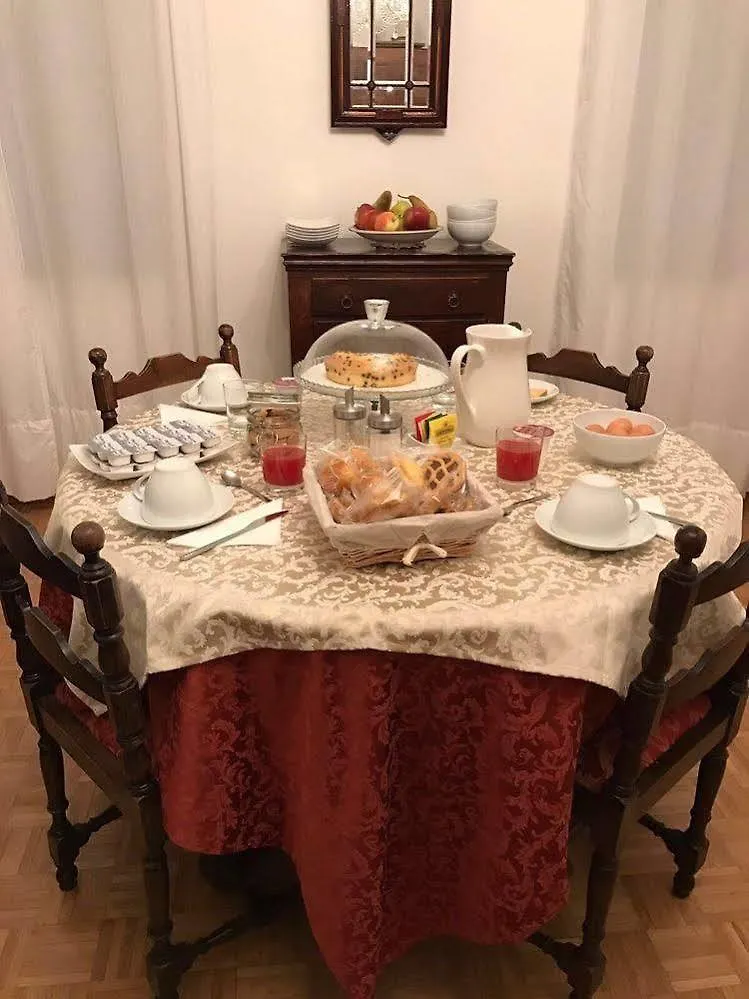 Le Due Corone Bed & Breakfast Venice Italy